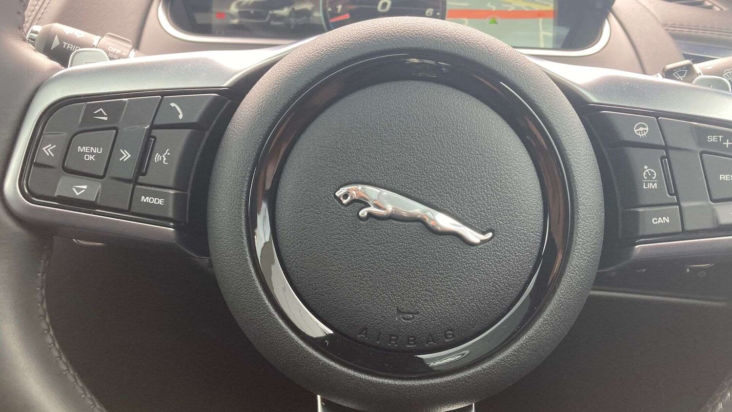 Used Jaguar F-Type 2024 for sale - 76460373: Photo 34