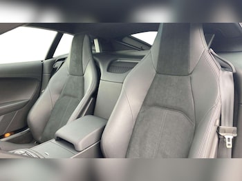 Used Jaguar F-Type 2024 for sale - 76460373: Photo