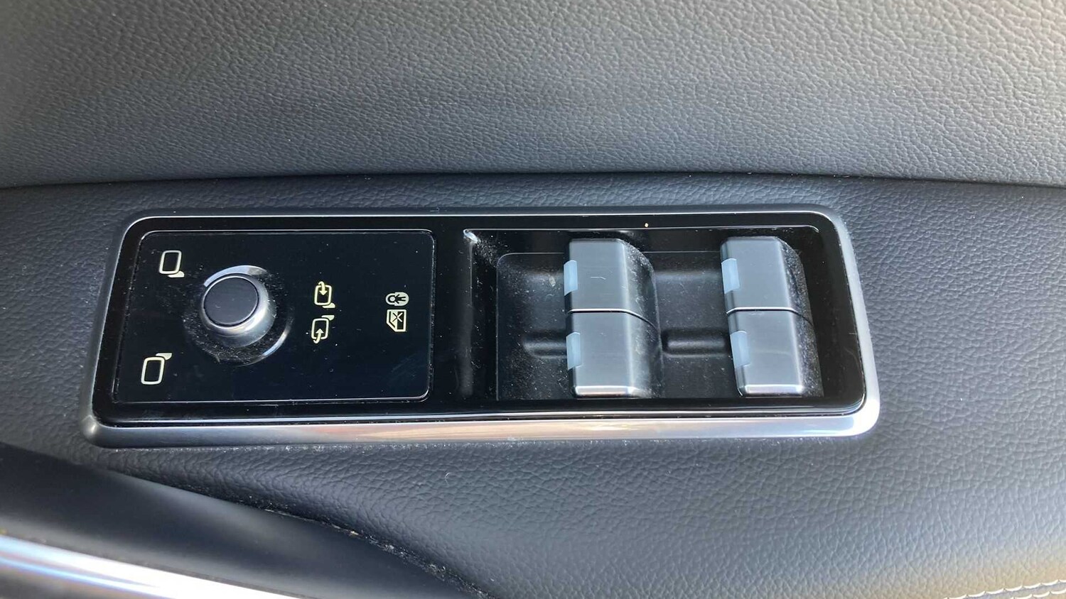 Used Jaguar F-Pace 2023 for sale - 76460007: Photo 32