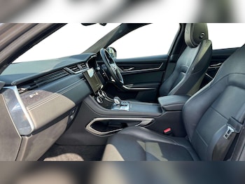 Used Jaguar F-Pace 2024 for sale - 79227514: Photo