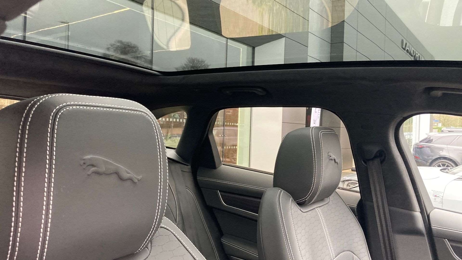 Used Jaguar F-Pace 2024 for sale - 77589039: Photo 21