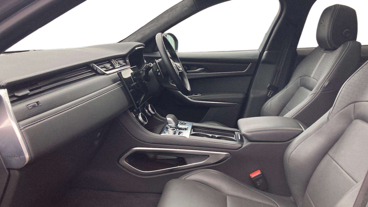 Used Jaguar F-Pace 2024 for sale - 77589039: Photo 3