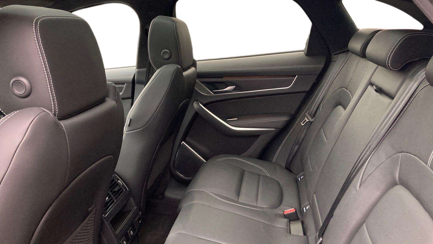 Used Jaguar F-Pace 2024 for sale - 77589039: Photo 4