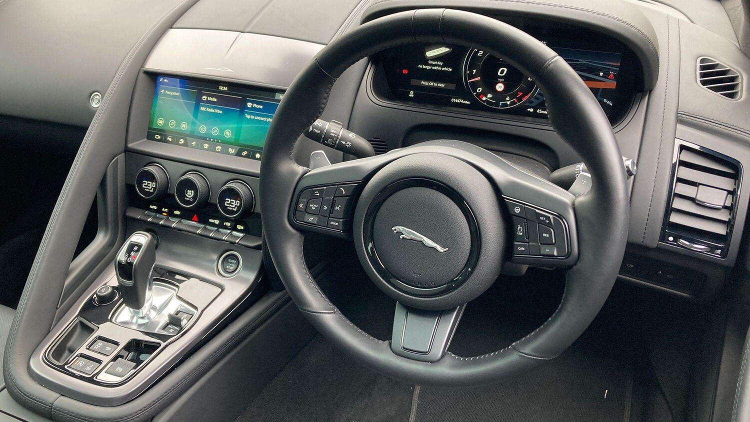 Used Jaguar F-Type 2023 for sale - 76460231: Photo 15