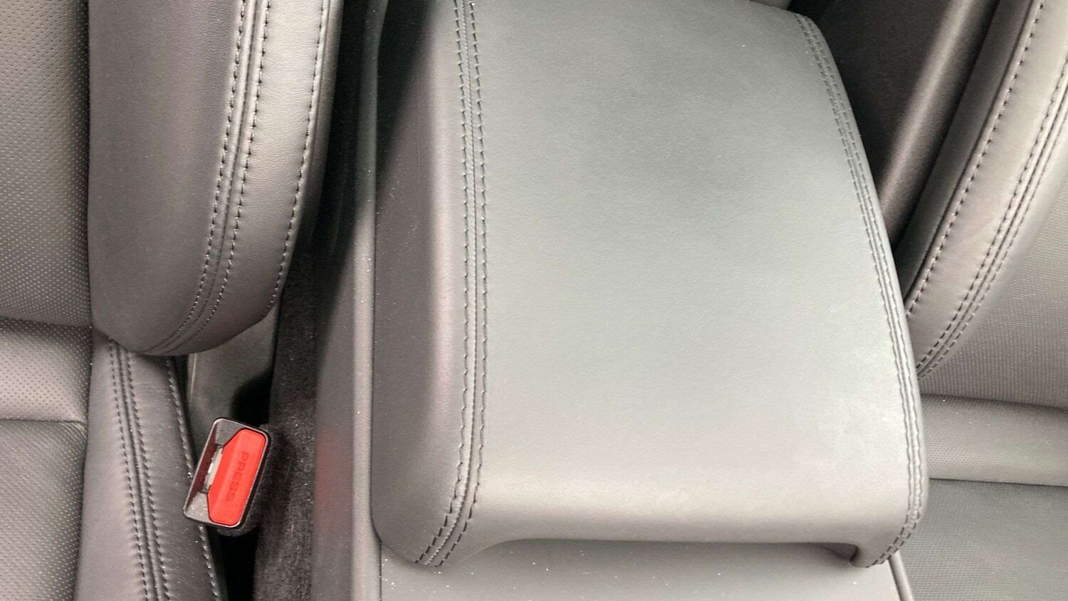 Used Jaguar F-Type 2023 for sale - 76460231: Photo 18