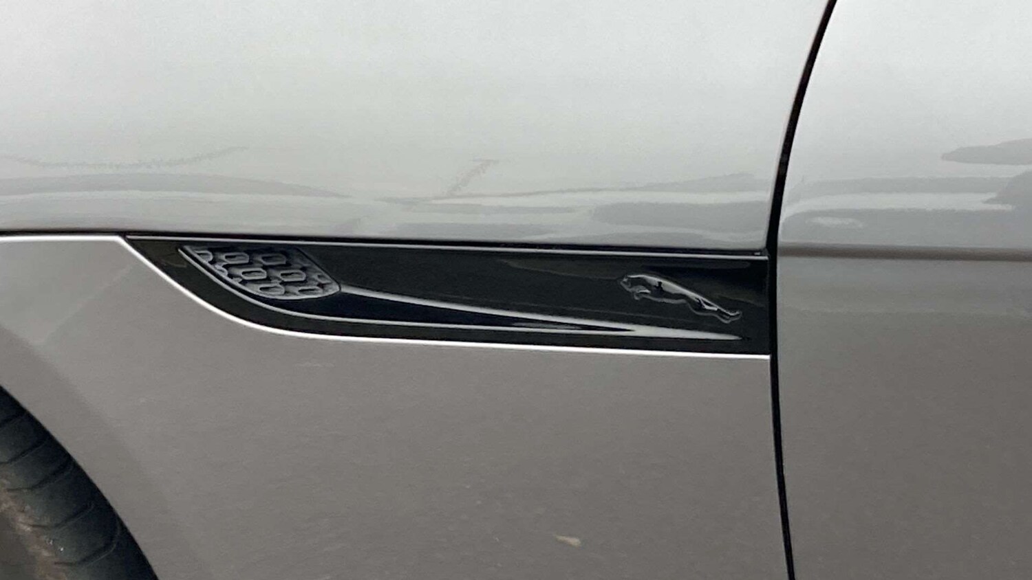 Used Jaguar F-Type 2023 for sale - 76460231: Photo 31