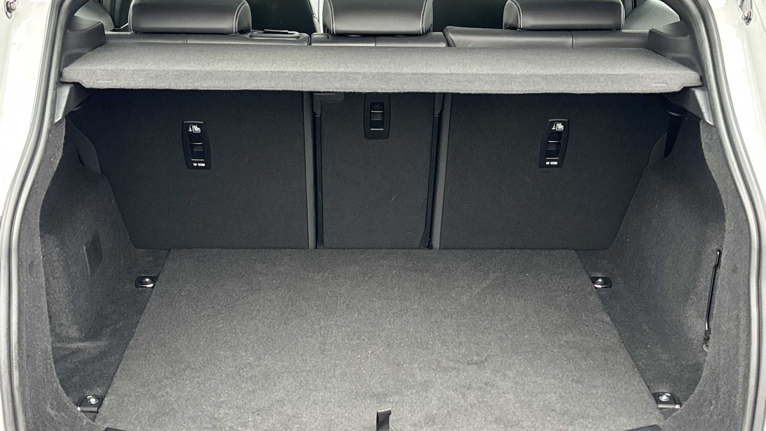 Used Jaguar E-Pace 2024 for sale - 76459845: Photo 10