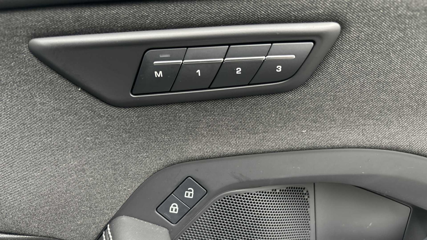 Used Jaguar E-Pace 2024 for sale - 76459845: Photo 28