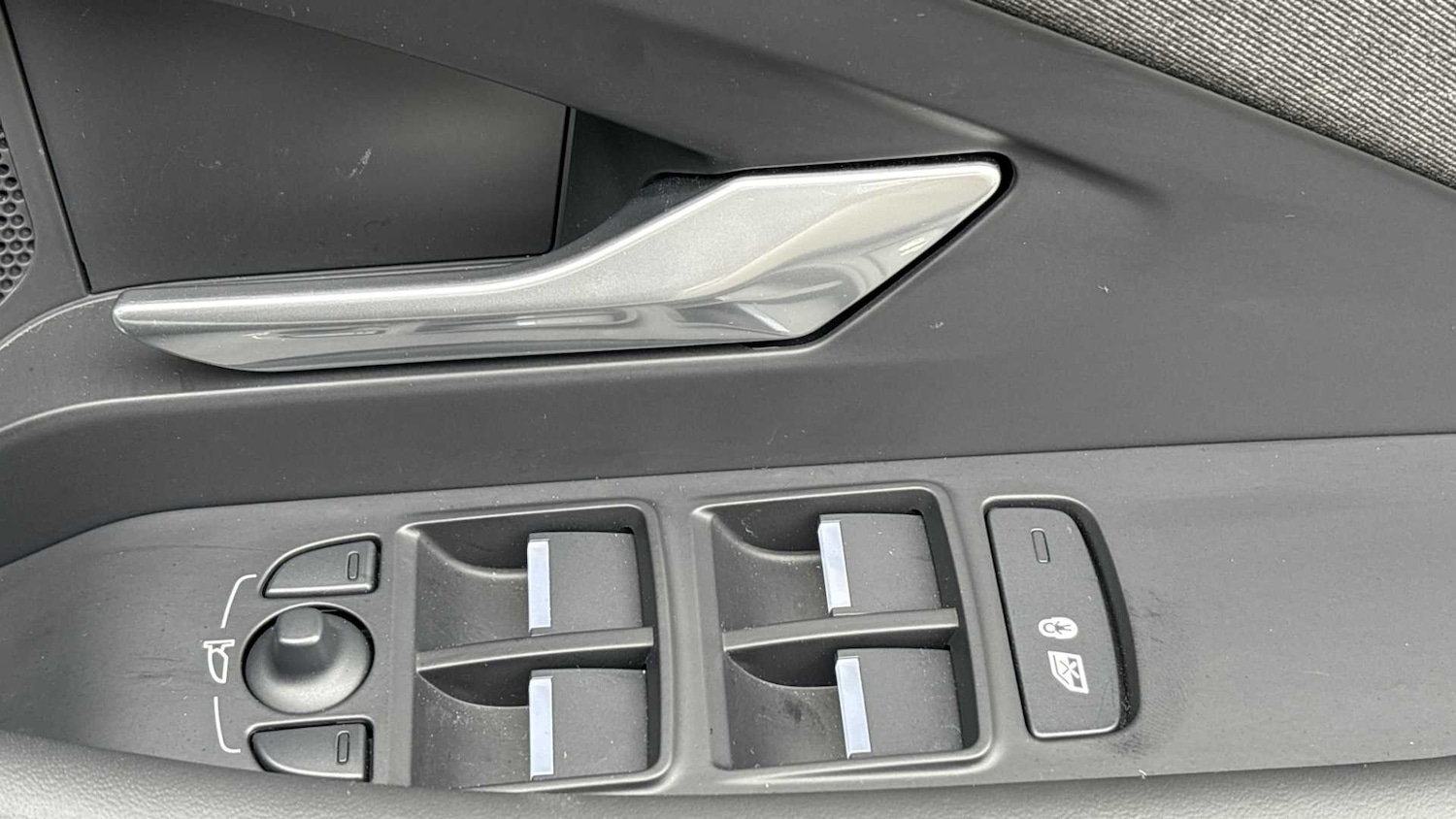 Used Jaguar E-Pace 2024 for sale - 76459845: Photo 29