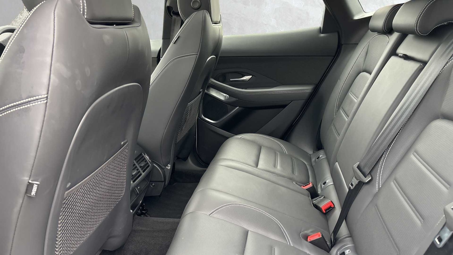 Used Jaguar E-Pace 2024 for sale - 76459845: Photo 4