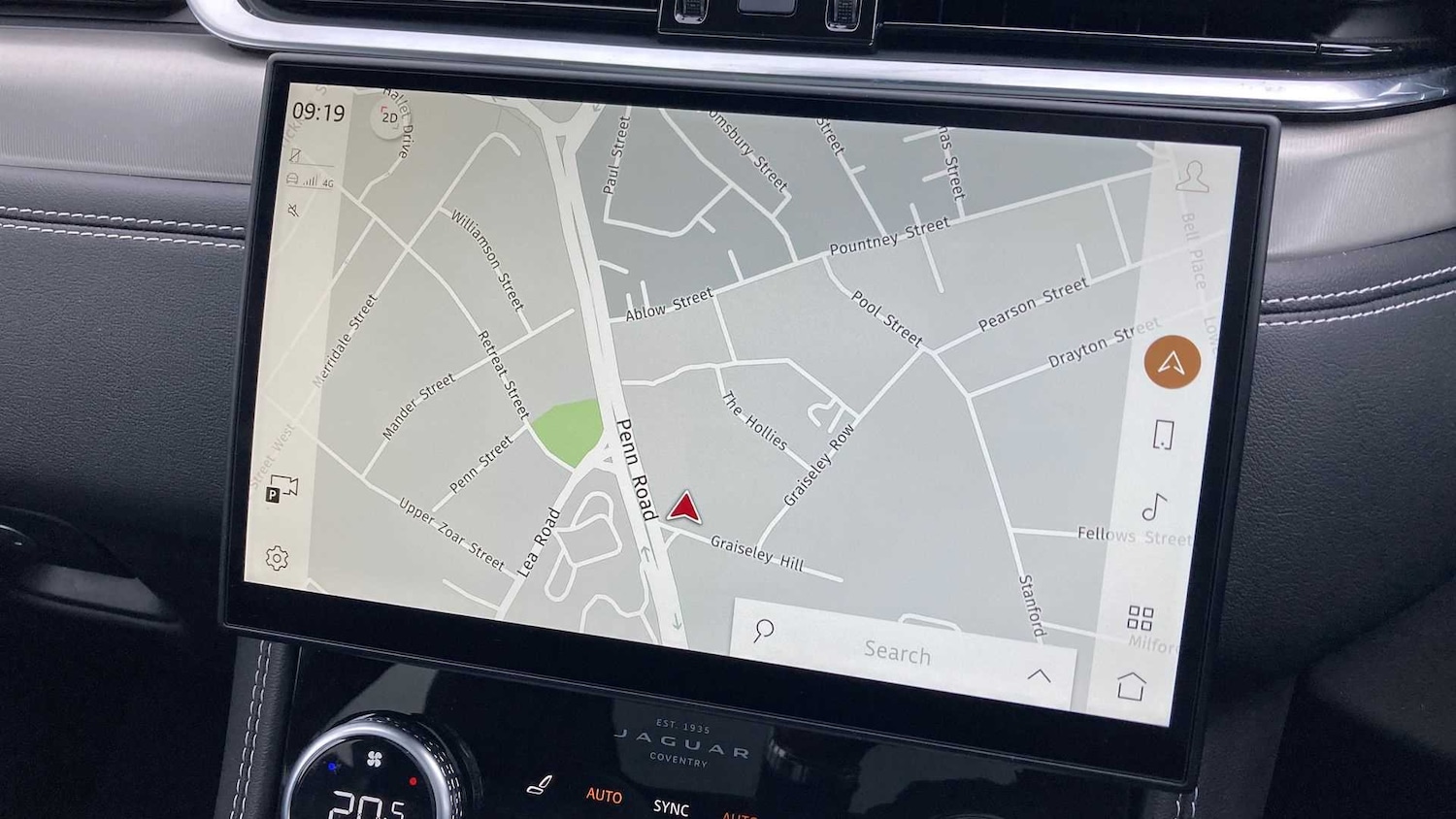 Used Jaguar F-Pace 2024 for sale - 76460421: Photo 11