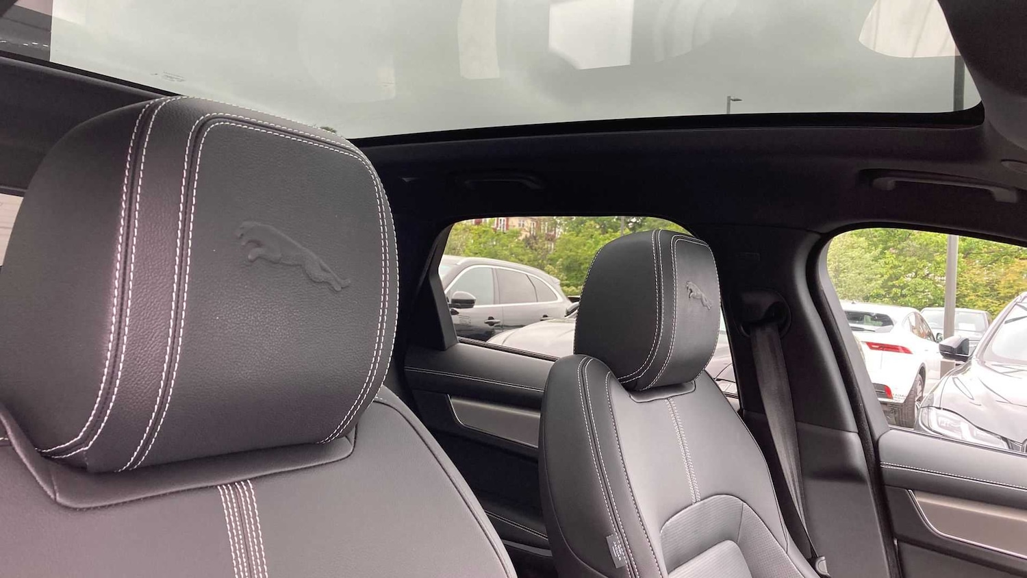 Used Jaguar F-Pace 2024 for sale - 76460421: Photo 22