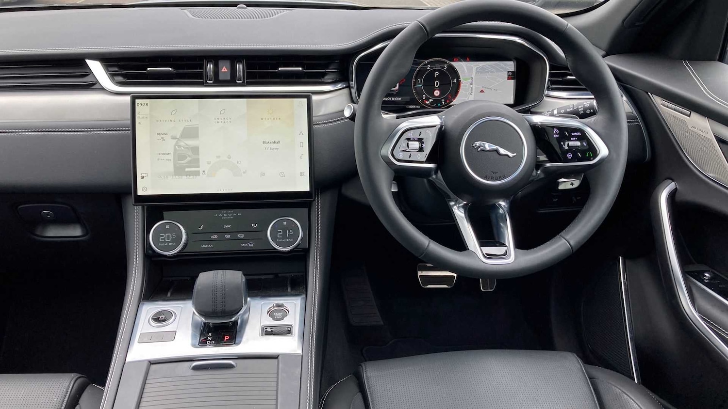 Used Jaguar F-Pace 2024 for sale - 76460421: Photo 31