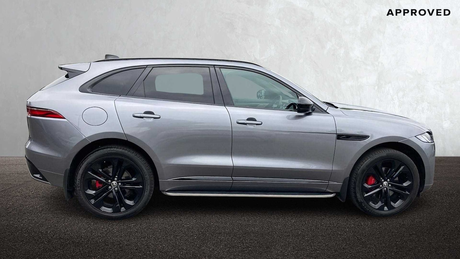 Used Jaguar F-Pace 2024 for sale - 76460421: Photo 5