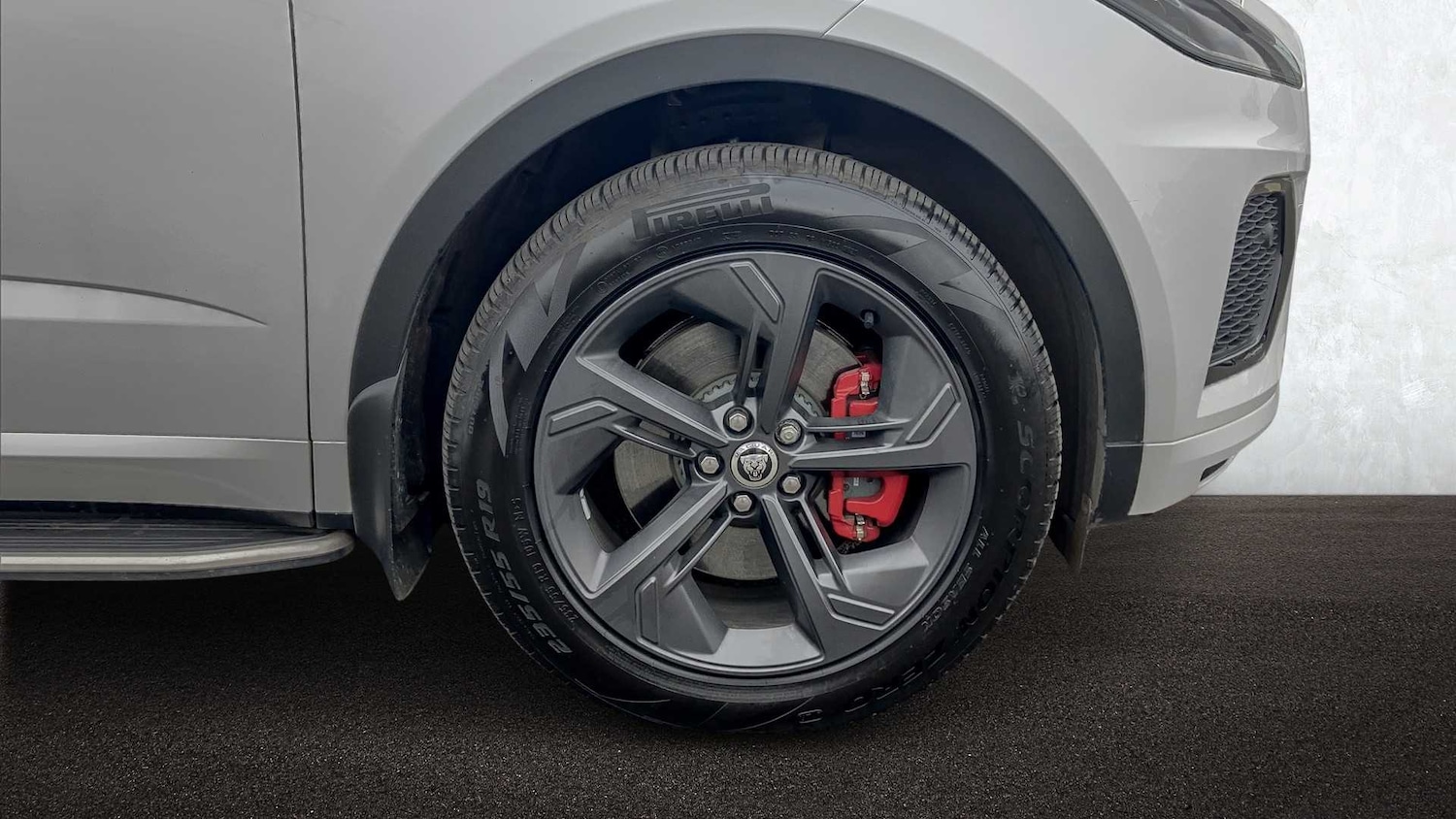 Used Jaguar E-Pace 2024 for sale - 76460445: Photo 8