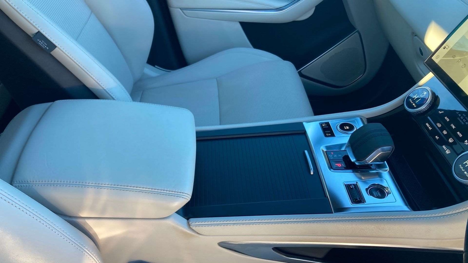 Used Jaguar F-Pace 2023 for sale - 77158392: Photo 26