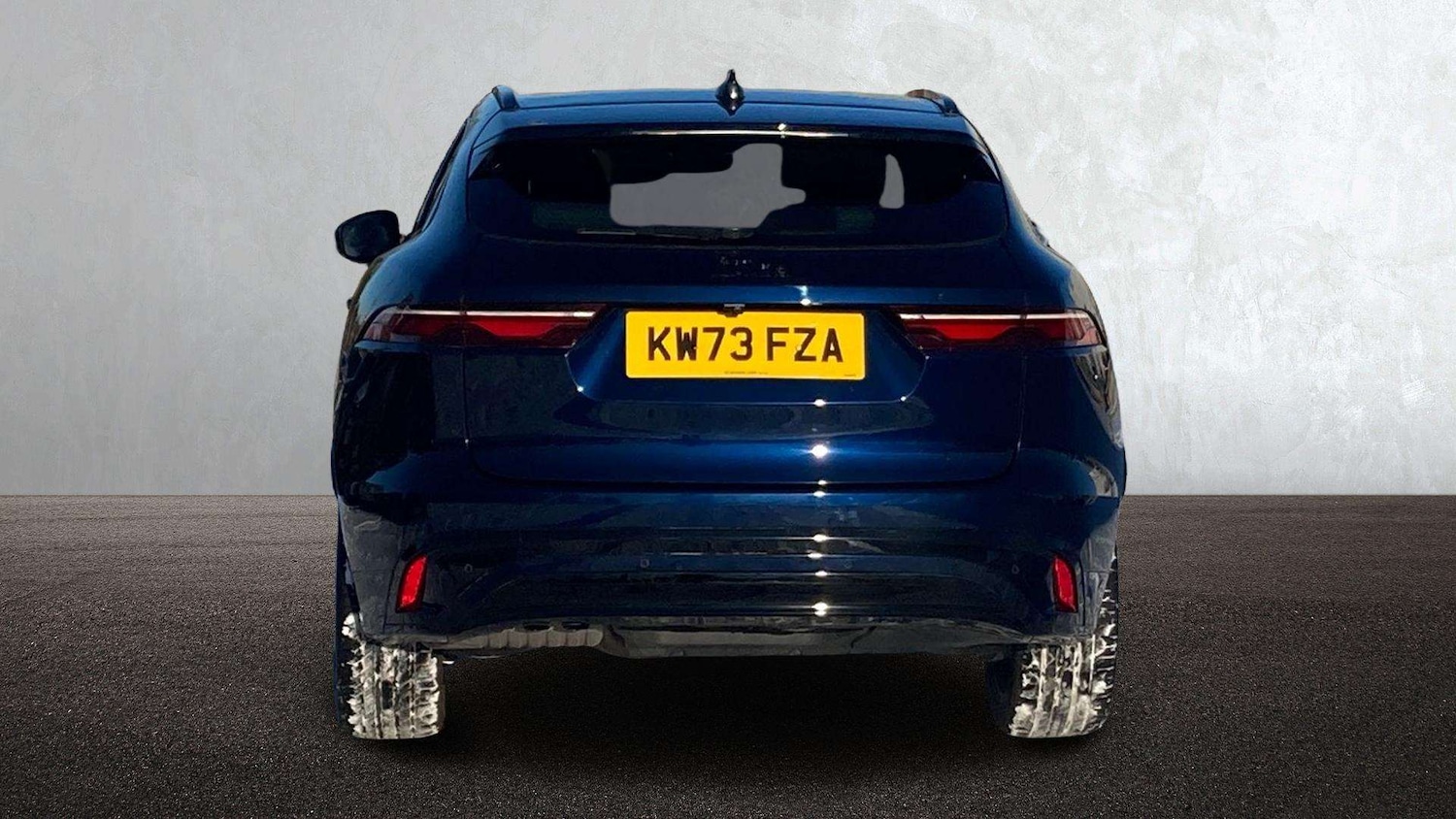 Used Jaguar F-Pace 2023 for sale - 77158392: Photo 6