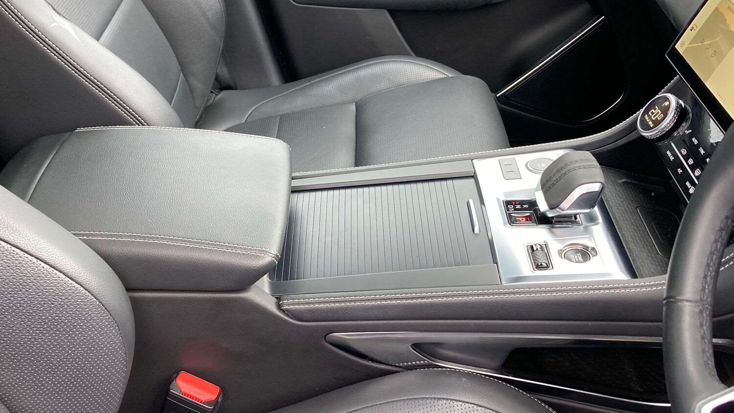 Used Jaguar F-Pace 2024 for sale - 76460037: Photo 34