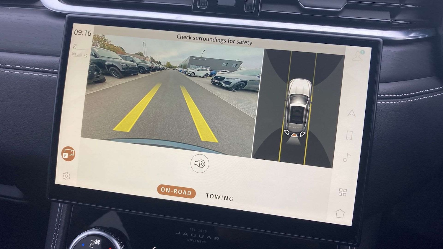 Used Jaguar F-Pace 2023 for sale - 77795543: Photo 12