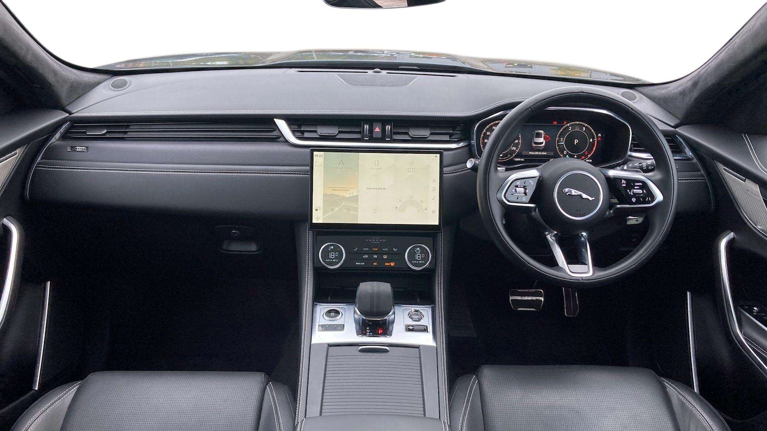 Used Jaguar F-Pace 2023 for sale - 77795543: Photo 9