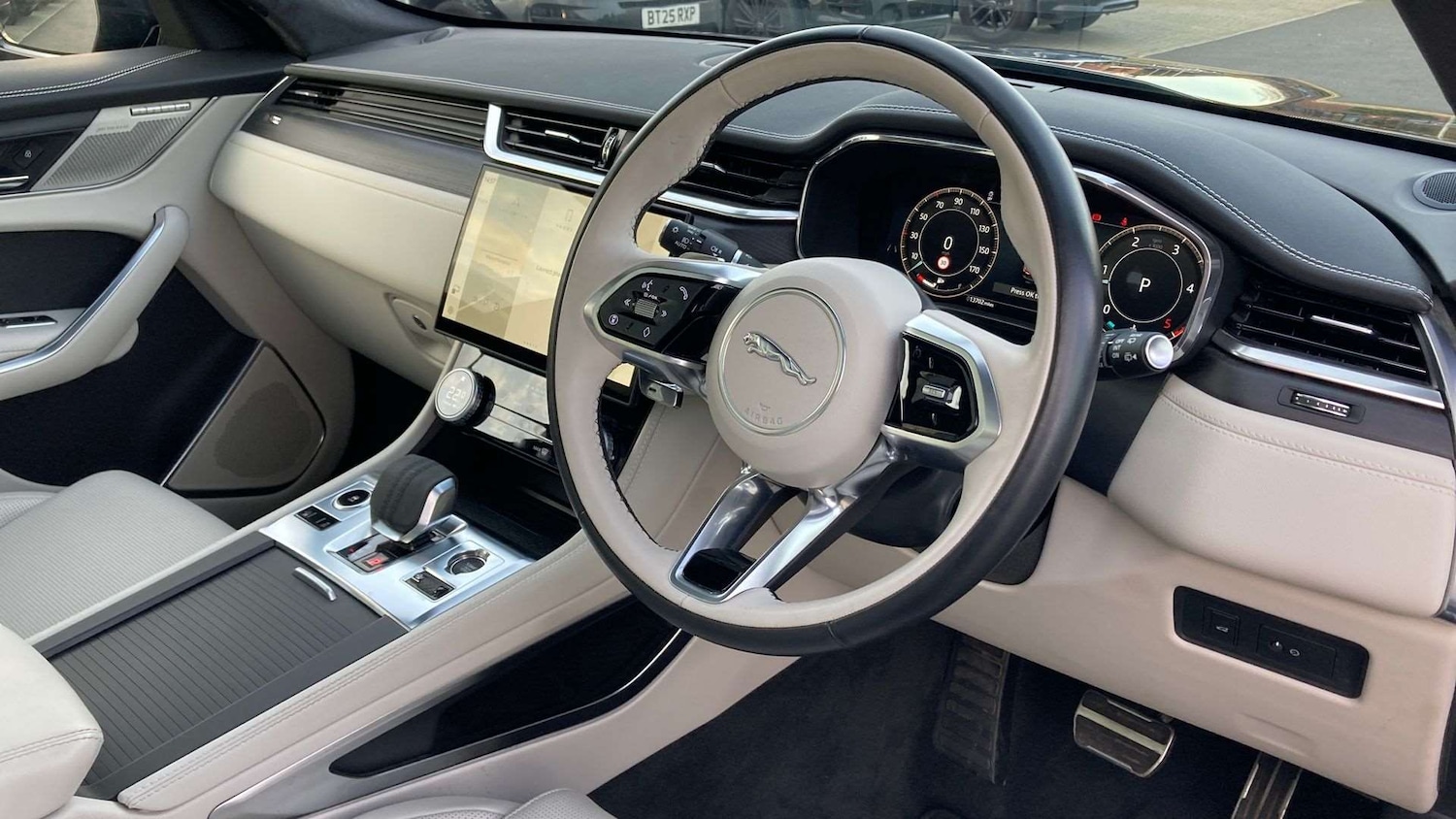 Used Jaguar F-Pace 2024 for sale - 77795630: Photo 29