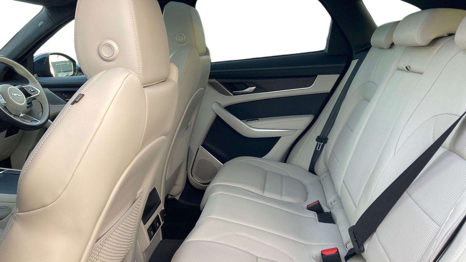 Used Jaguar F-Pace 2024 for sale - 77795630: Photo 4