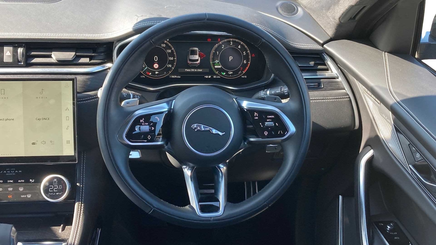 Used Jaguar F-Pace 2024 for sale - 76460664: Photo 15