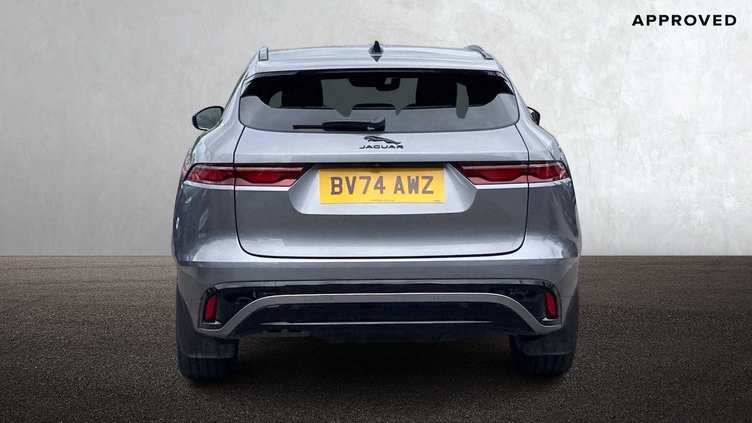 Used Jaguar F-Pace 2024 for sale - 76460664: Photo 6