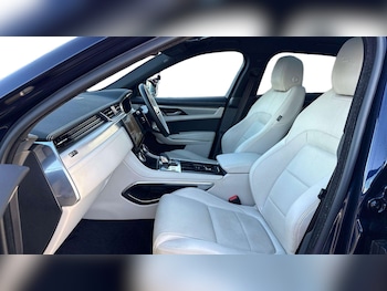 Used Jaguar F-Pace 2024 for sale - 76515542: Photo