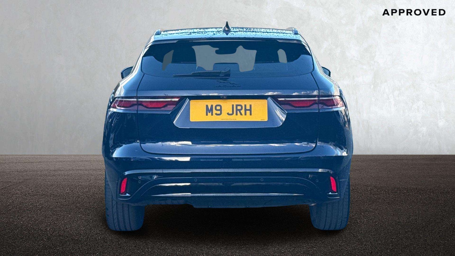 Used Jaguar F-Pace 2024 for sale - 76515542: Photo 6