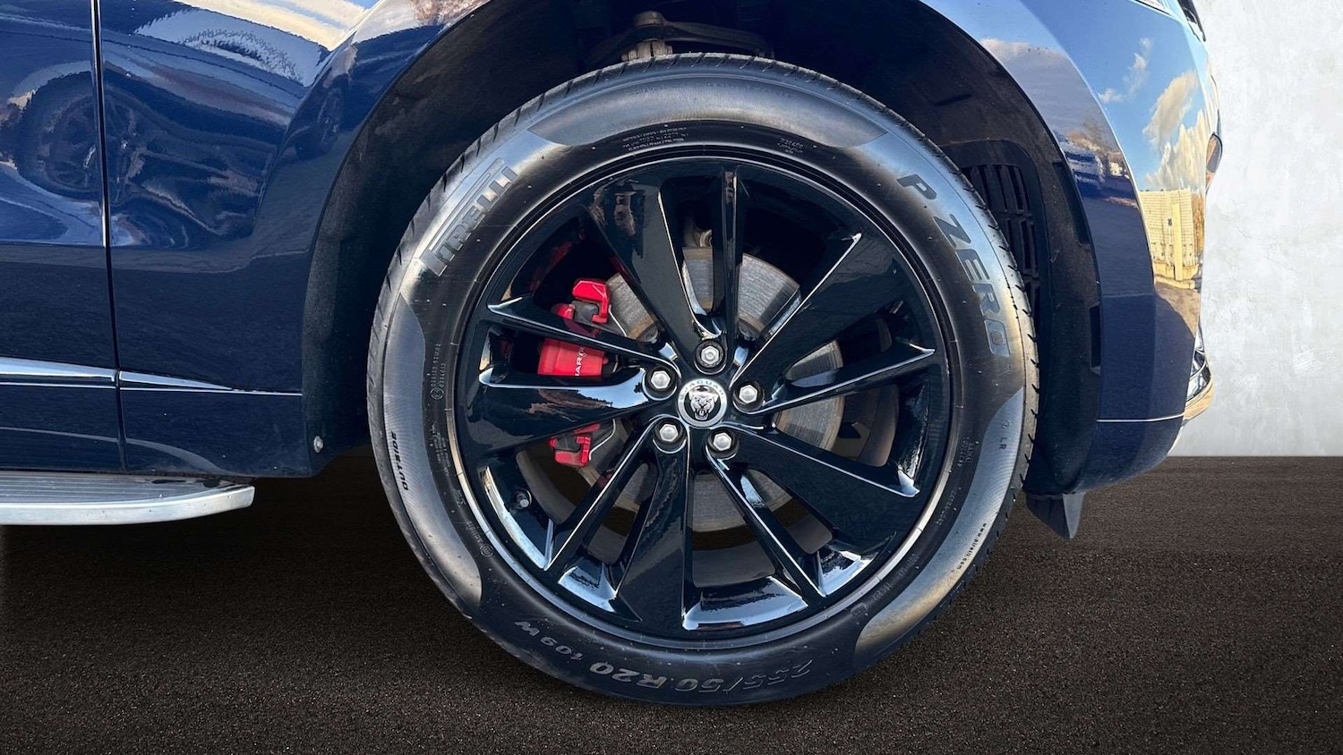 Used Jaguar F-Pace 2024 for sale - 76515542: Photo 8