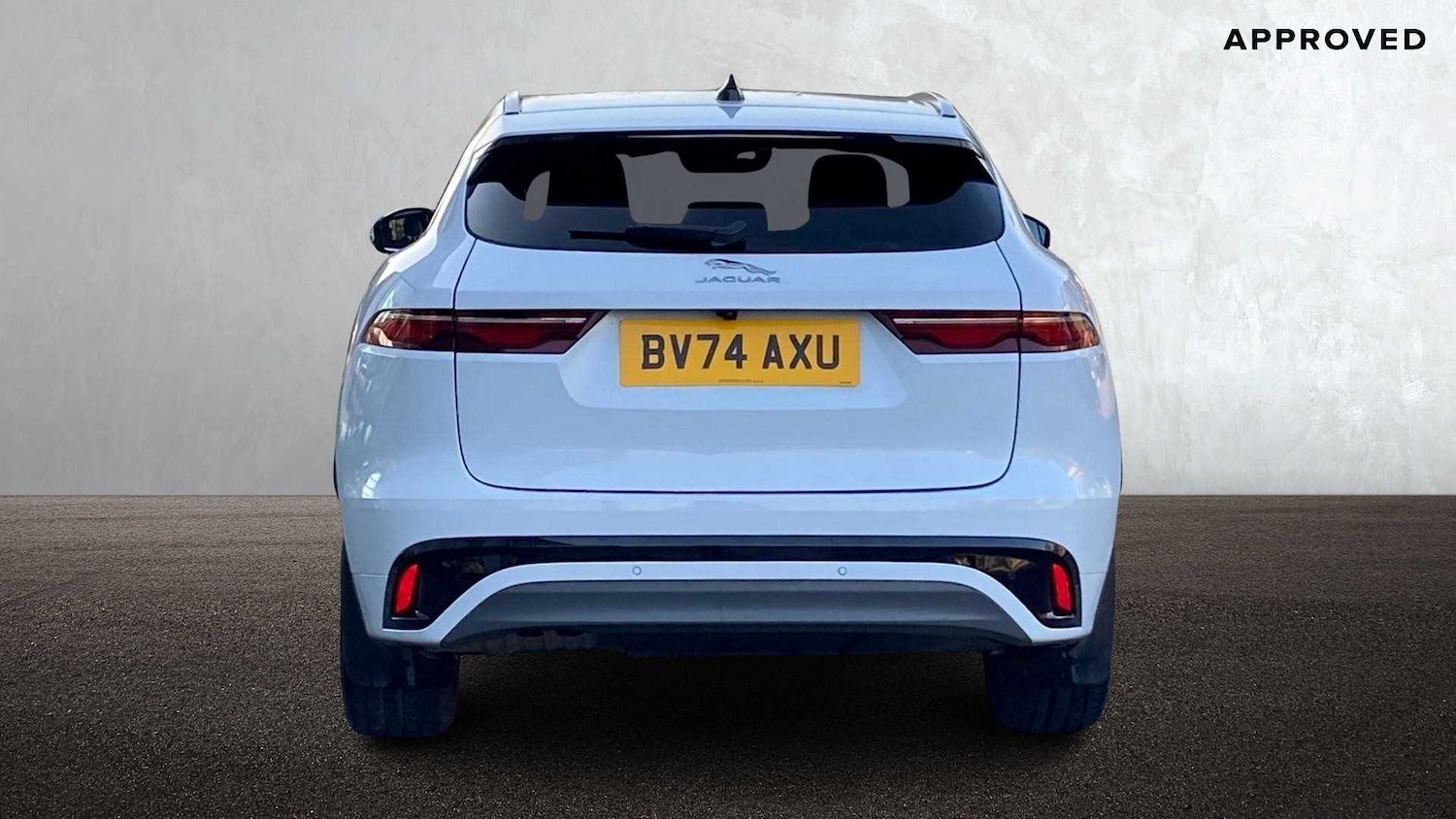 Used Jaguar F-Pace 2024 for sale - 76460546: Photo 6