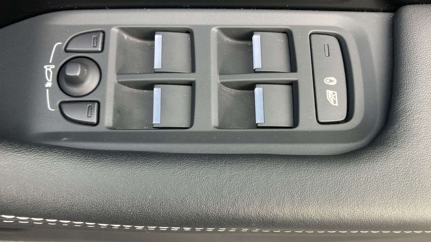 Used Jaguar I-Pace 2023 for sale - 76460458: Photo 28