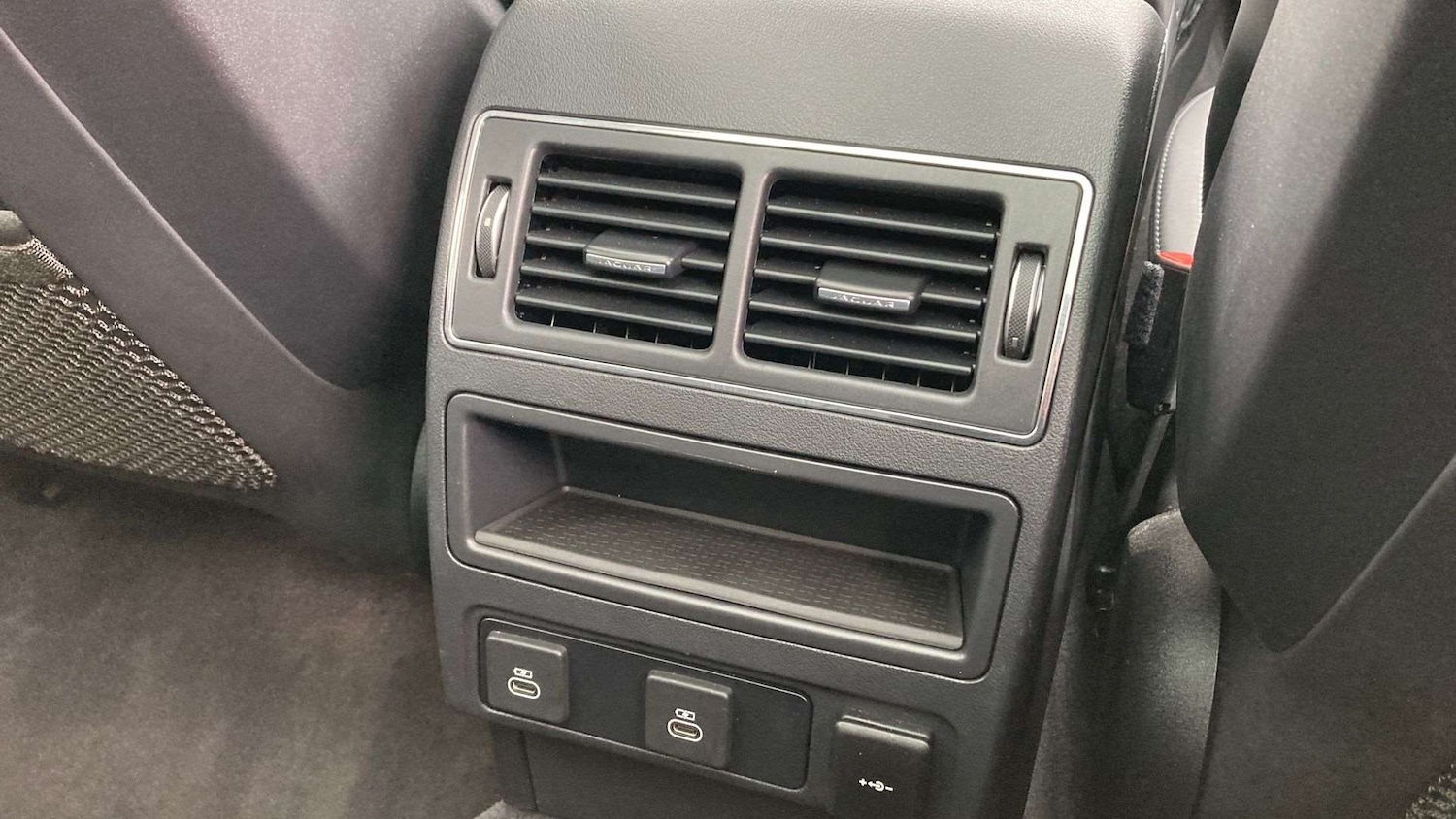 Used Jaguar F-Pace 2024 for sale - 76827621: Photo 18