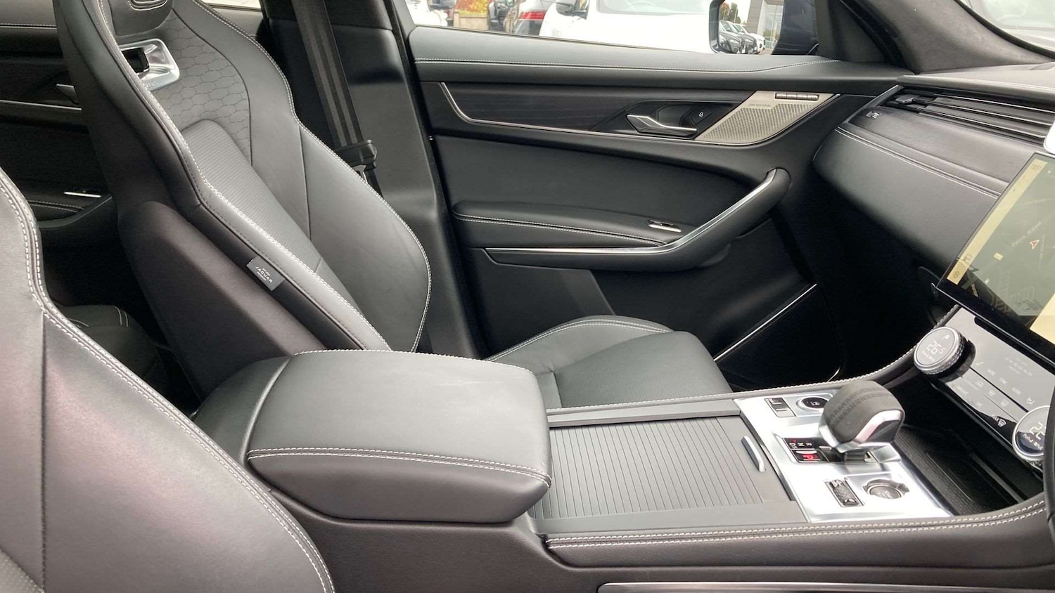 Used Jaguar F-Pace 2024 for sale - 76827621: Photo 33