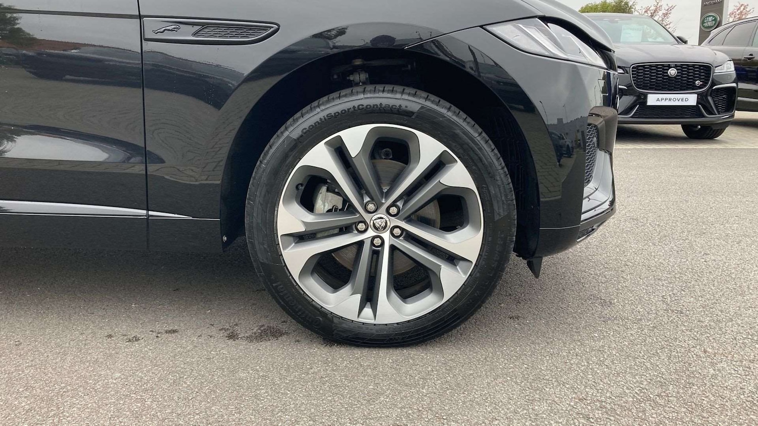 Used Jaguar F-Pace 2024 for sale - 76827621: Photo 8