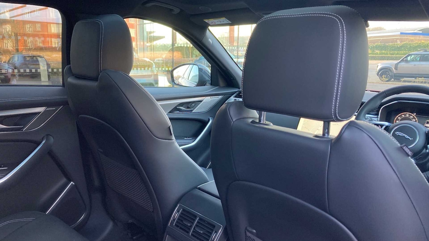 Used Jaguar F-Pace 2024 for sale - 76460427: Photo 32