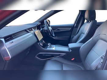 Used Jaguar F-Pace 2024 for sale - 76460427: Photo