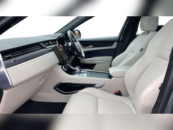 Used Jaguar F-Pace 2023 for sale - 76460687: Photo