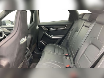 Used Jaguar F-Pace 2023 for sale - 76459920: Photo