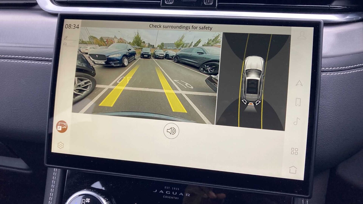 Used Jaguar F-Pace 2023 for sale - 76460683: Photo 12