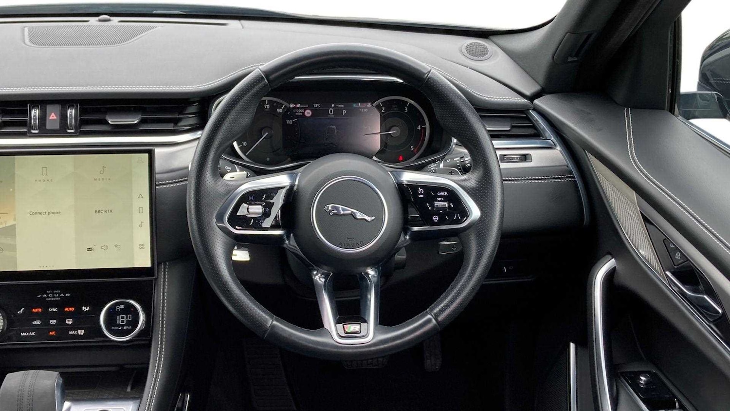 Used Jaguar F-Pace 2023 for sale - 76460683: Photo 15