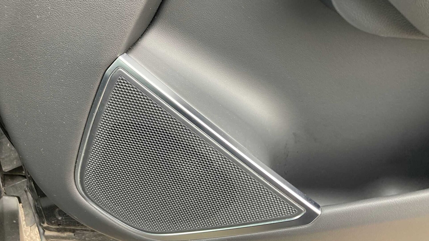 Used Jaguar F-Pace 2023 for sale - 76460683: Photo 25