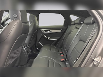 Used Jaguar F-Pace 2023 for sale - 76460683: Photo