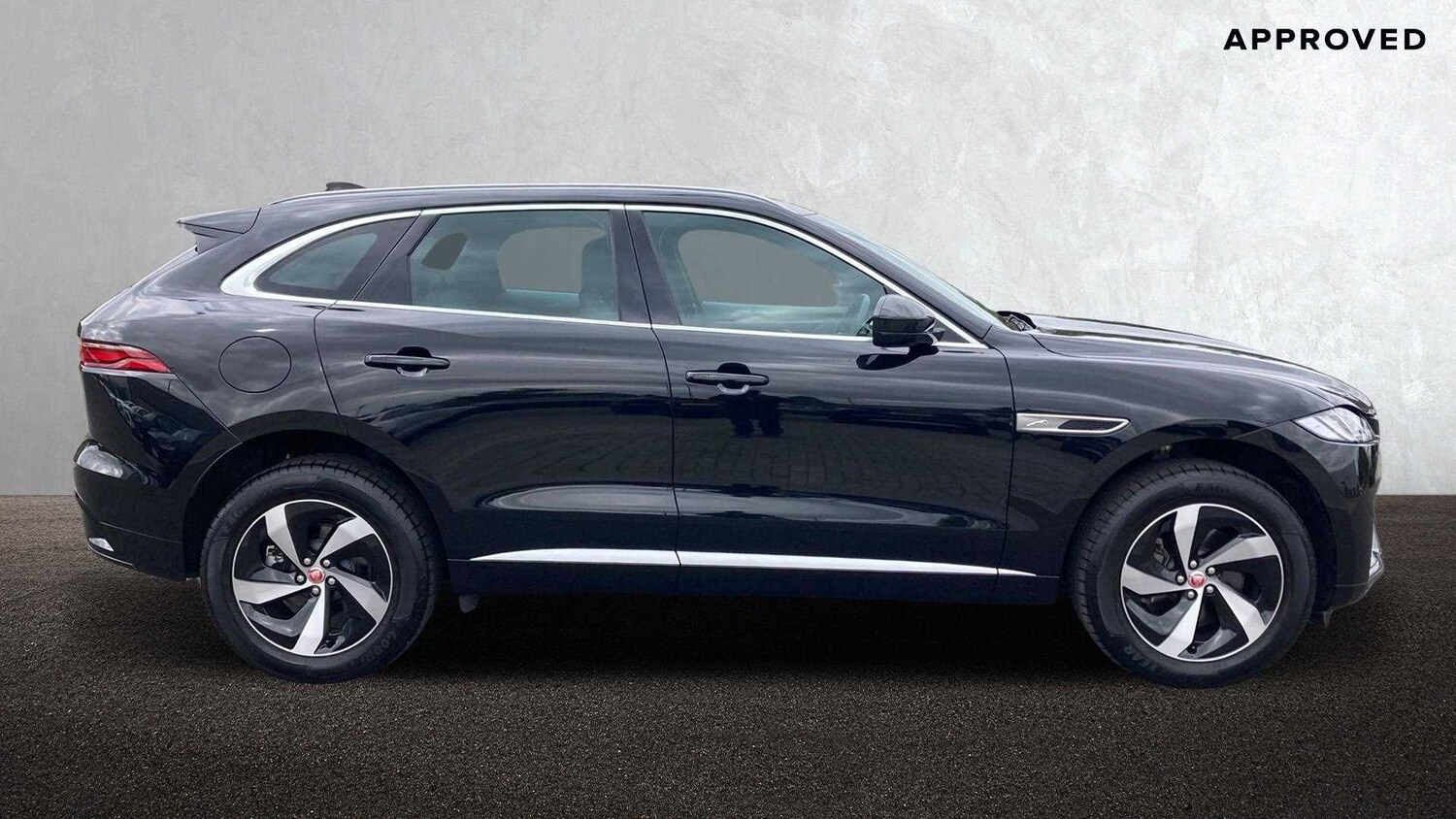 Used Jaguar F-Pace 2023 for sale - 76460683: Photo 5