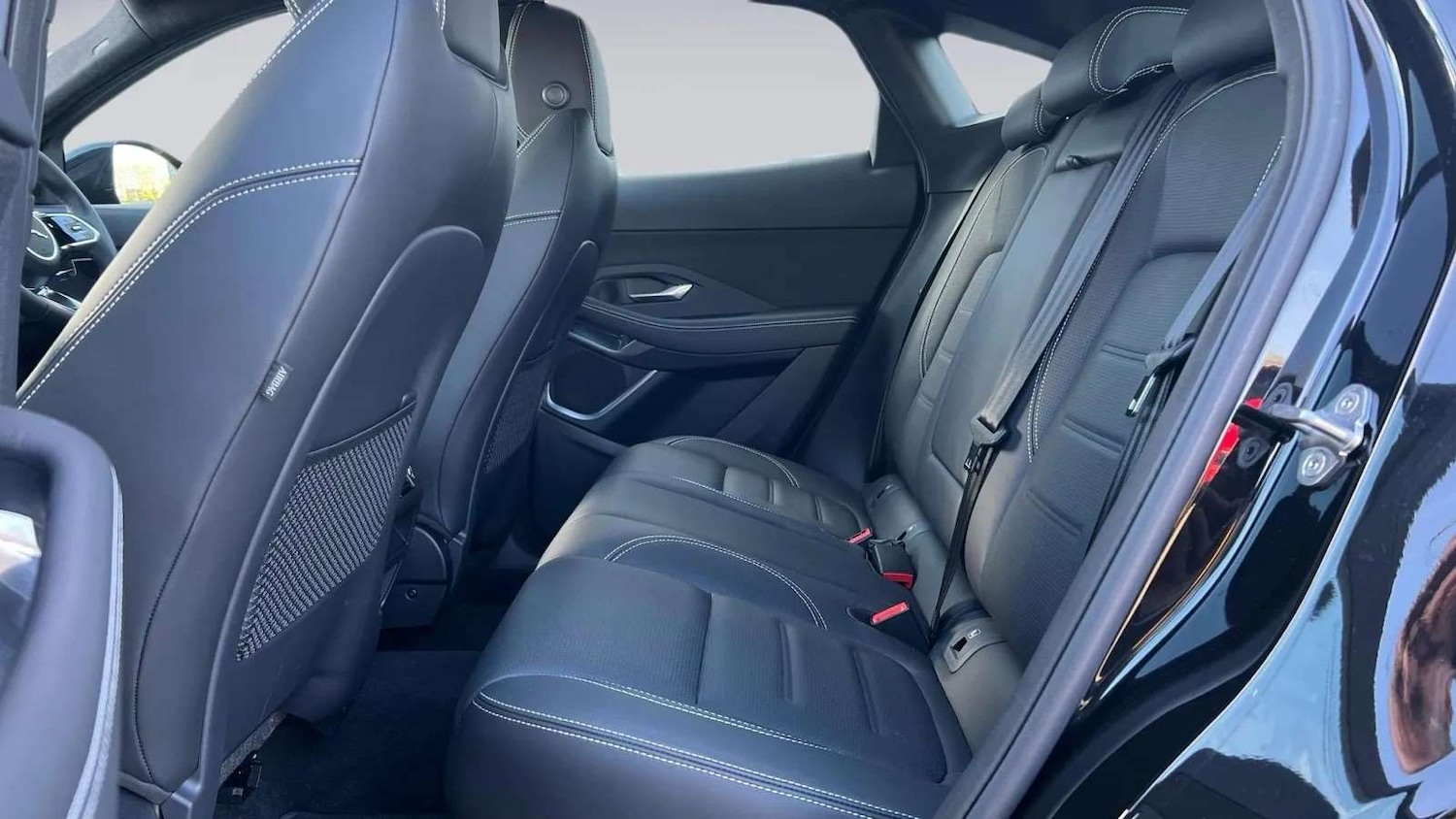 Used Jaguar E-Pace 2024 for sale - 77795619: Photo 4