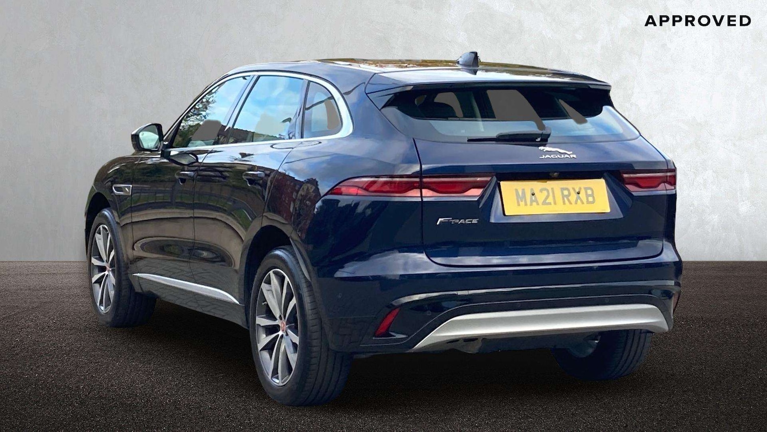 Used Jaguar F-Pace 2021 for sale - 76460194: Photo 2