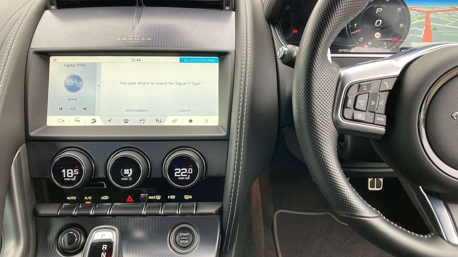 Used Jaguar F-Type 2022 for sale - 76460393: Photo 14