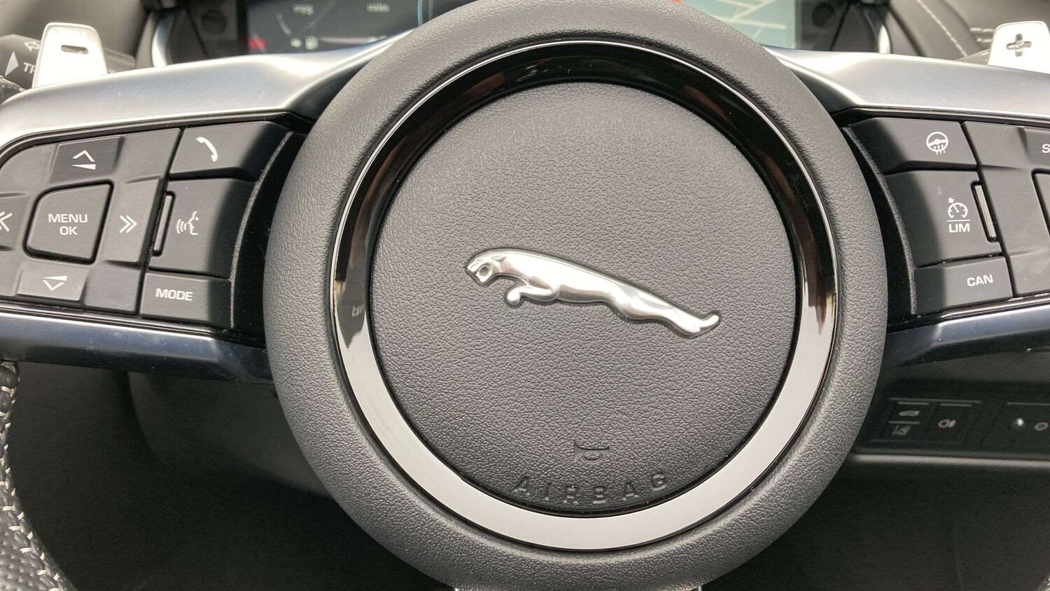Used Jaguar F-Type 2022 for sale - 76460393: Photo 34