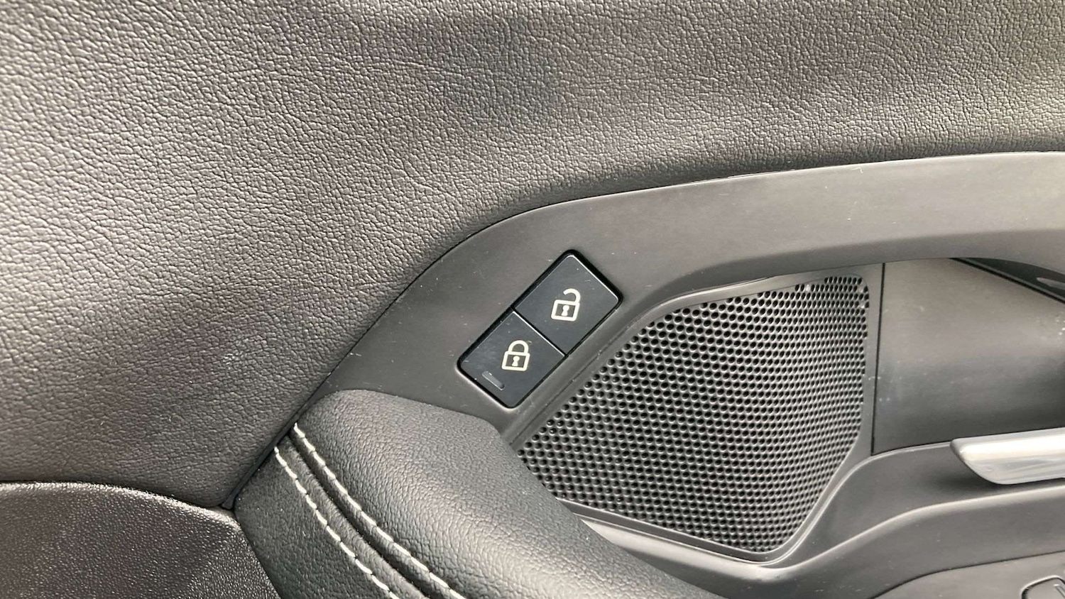 Used Jaguar E-Pace 2024 for sale - 76460550: Photo 28